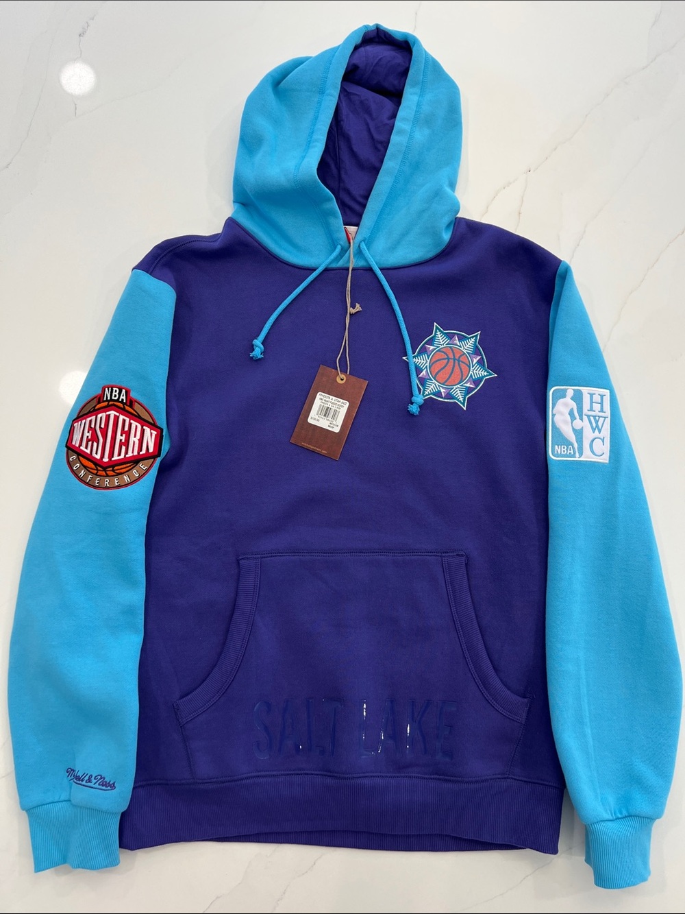 NWT Utah Jazz NBA Two-Tone Purple and Sky Blue Pullover Hoodie, Men’s Medium